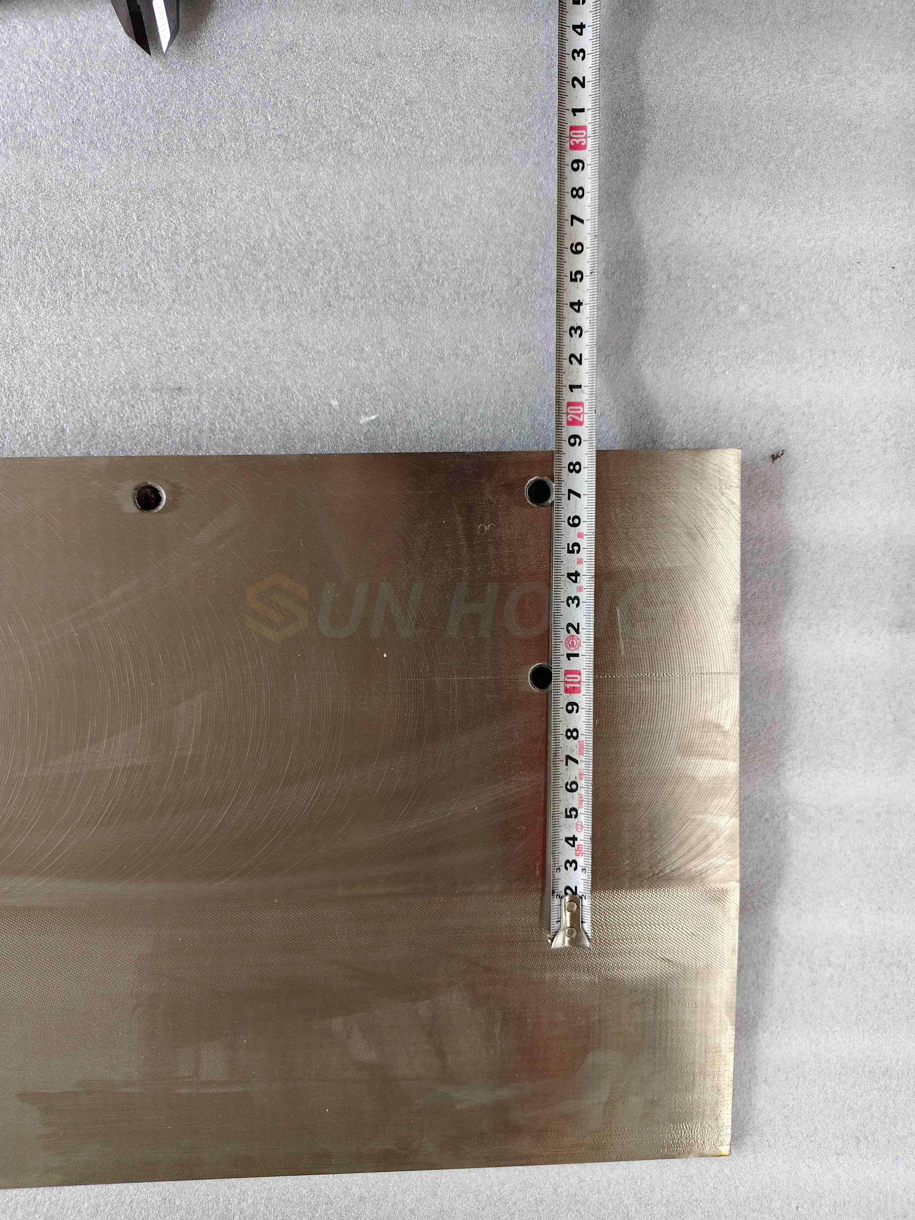 Lippe des Stoffauflaufkastens