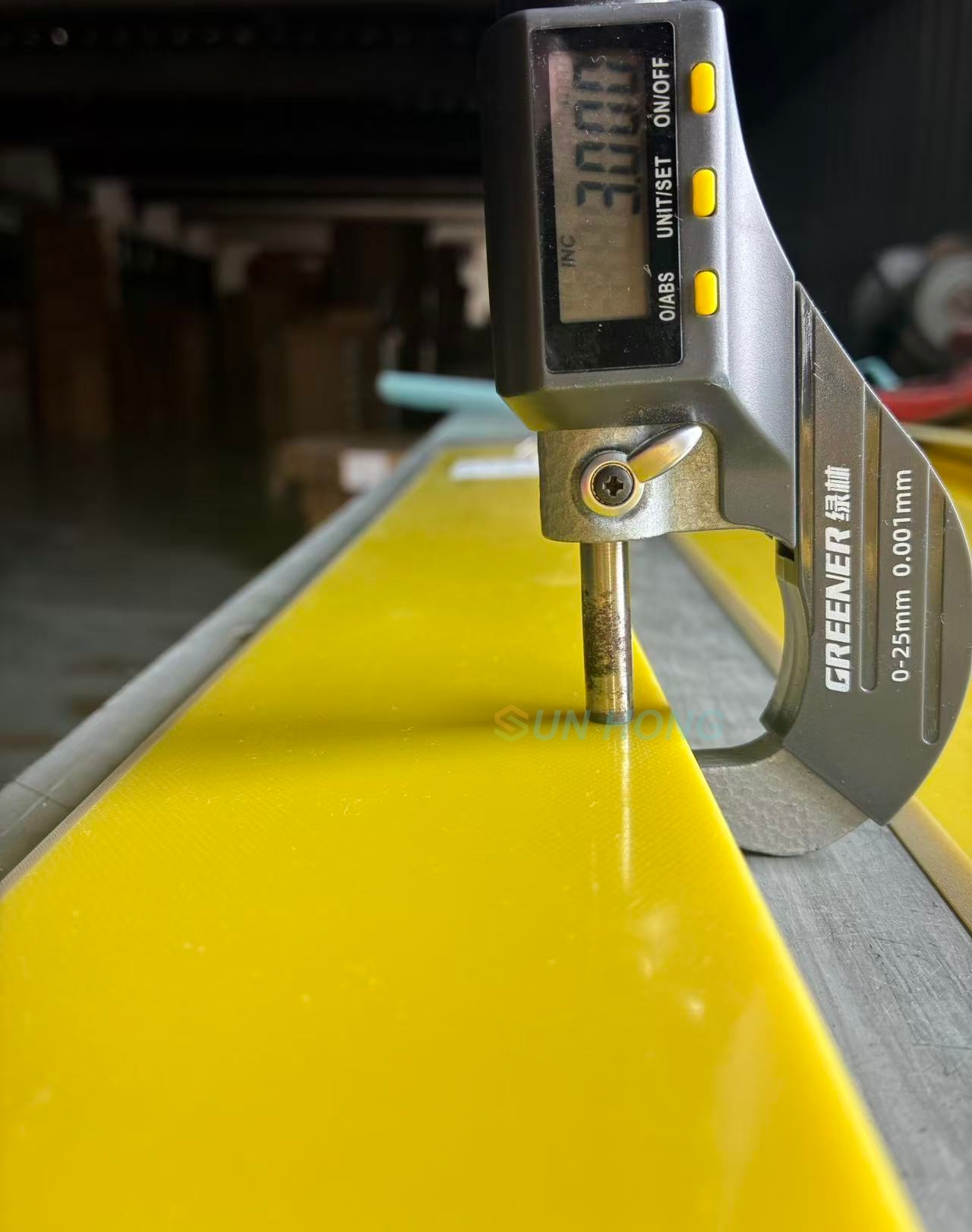 Schaberklinge aus Epoxidharz