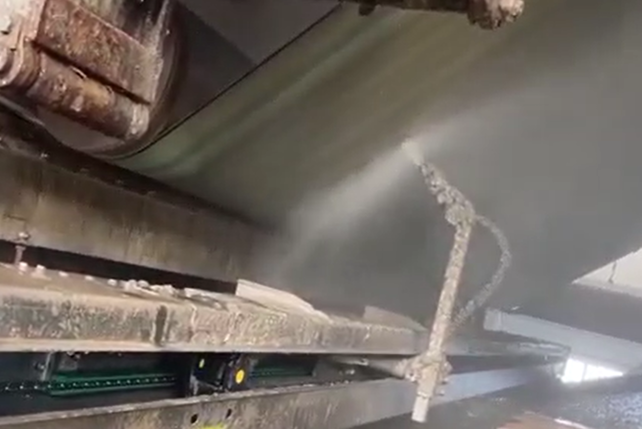 Stoffreinigung bilden