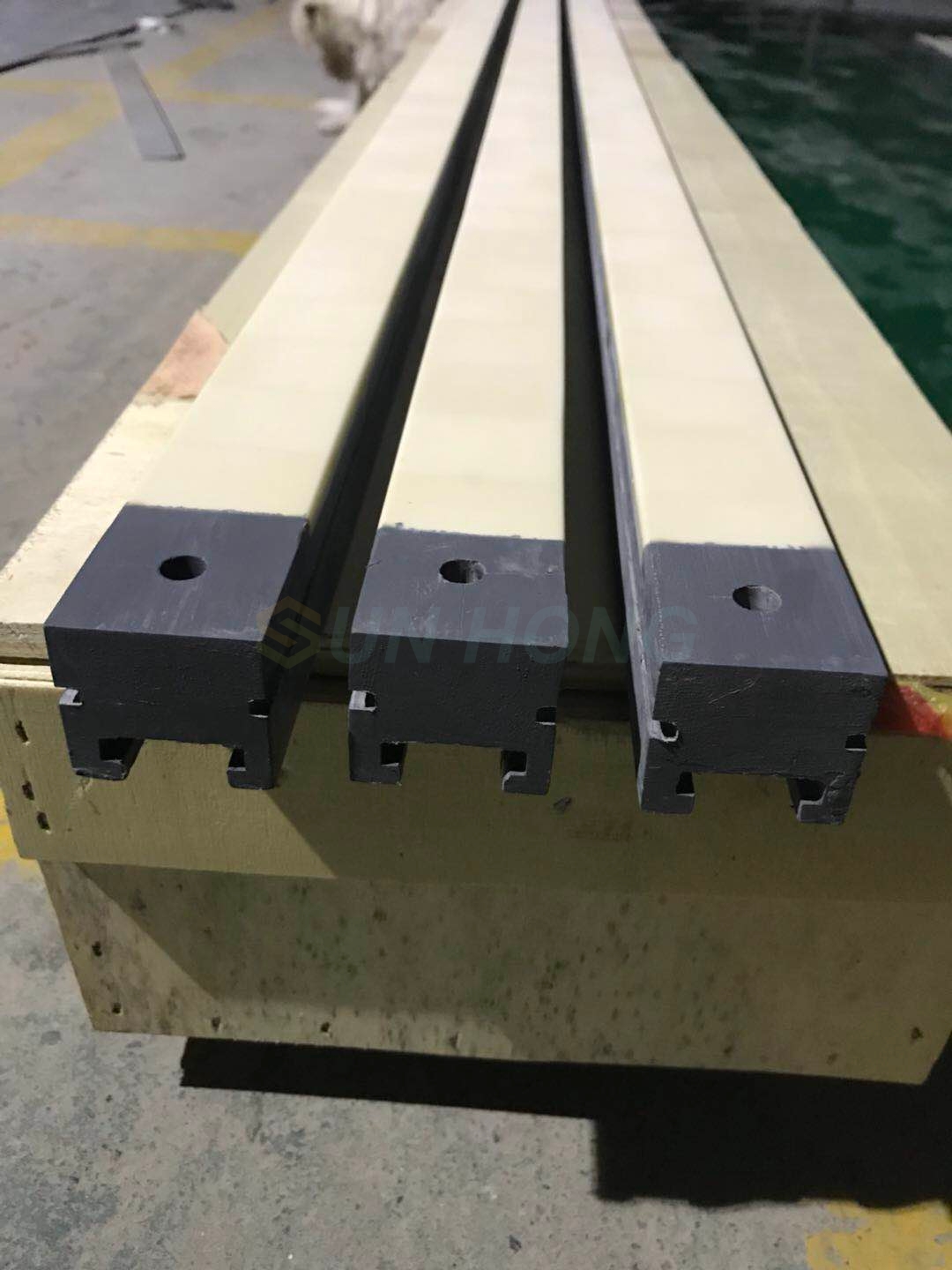 Abdeckung des Saugkastens aus Keramik