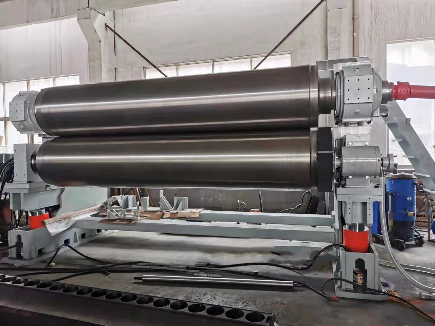 Harter Kalander mit kontrollierter Krone